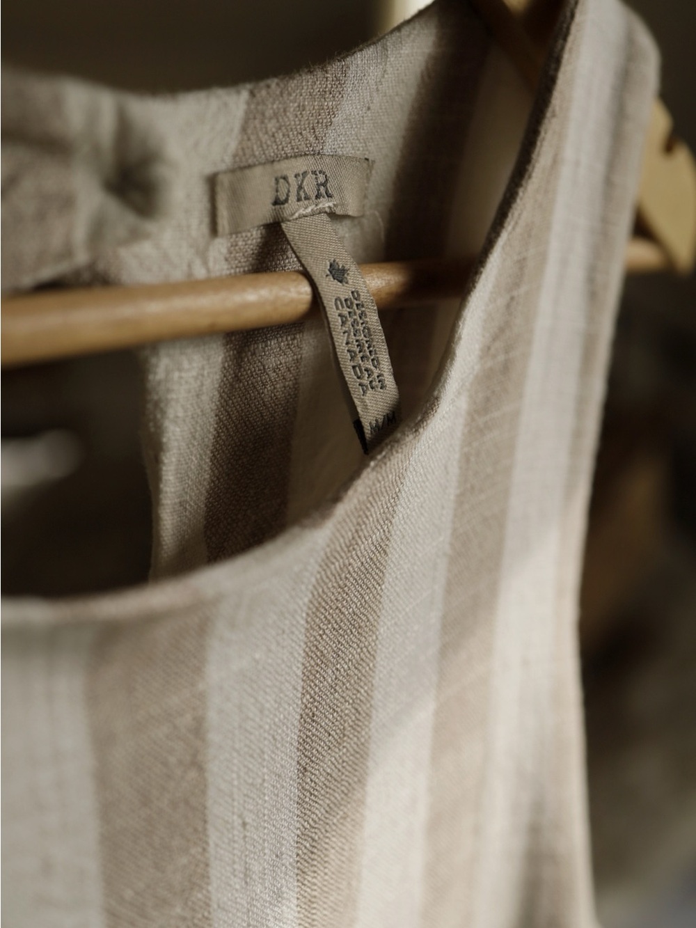 Sleeveless Beige & Cream Striped Midi Dress — Timeless Summer Style - Picture 3 of 8